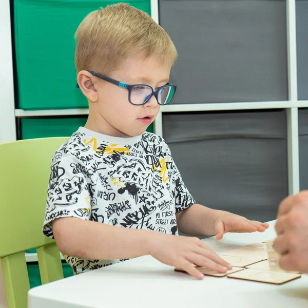 Нейропсихолог ребенку ведет прием и занятия в Центре нейропсихологии и коррекции речи "Здоровый ребенок" в Актобе